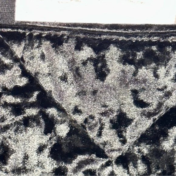 Victoria's Secret Bag Black Crushed Velvet Weekender Tote Purse Beach Book Bag - Picture 7 of 9